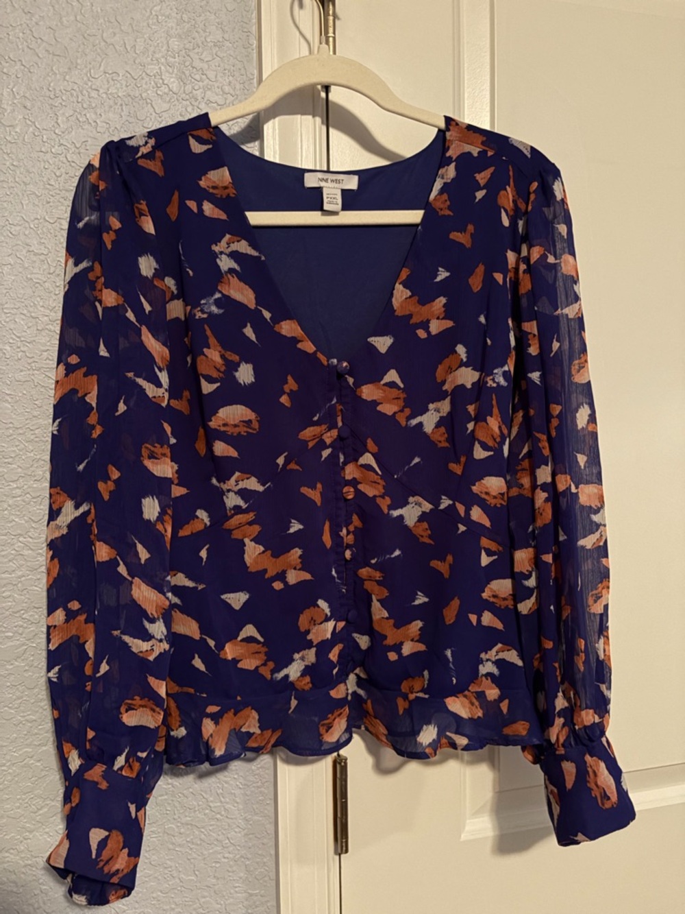 Nine West Navy Floral-Print V-Neck Long Sleeve Blouse